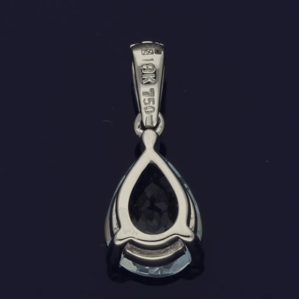 18ct White Gold Pear Shape Aquamarine & Diamond Pendant