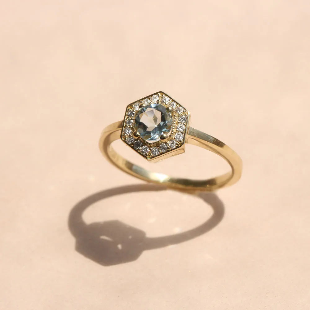 Amy Gold Ring with Aquamarine