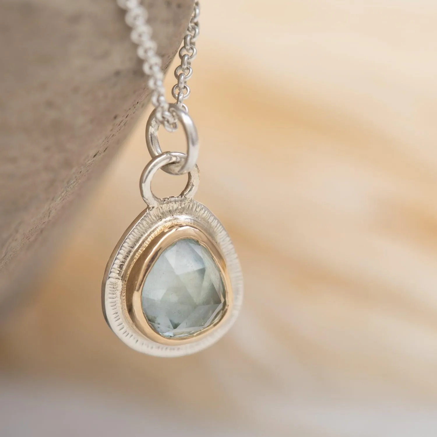 Bella - Aquamarine pendant