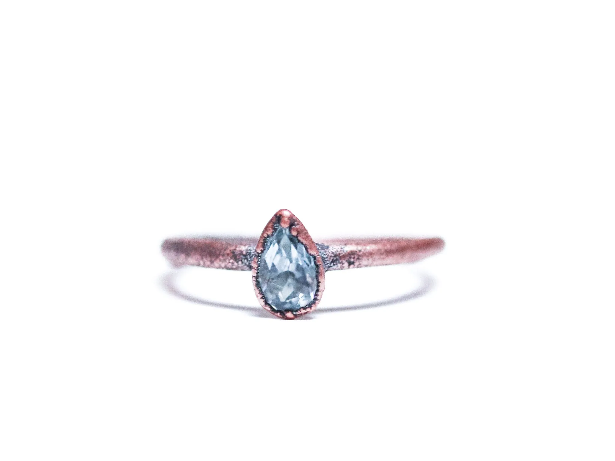 Faceted aquamarine ring | Teardrop stone stacking ring