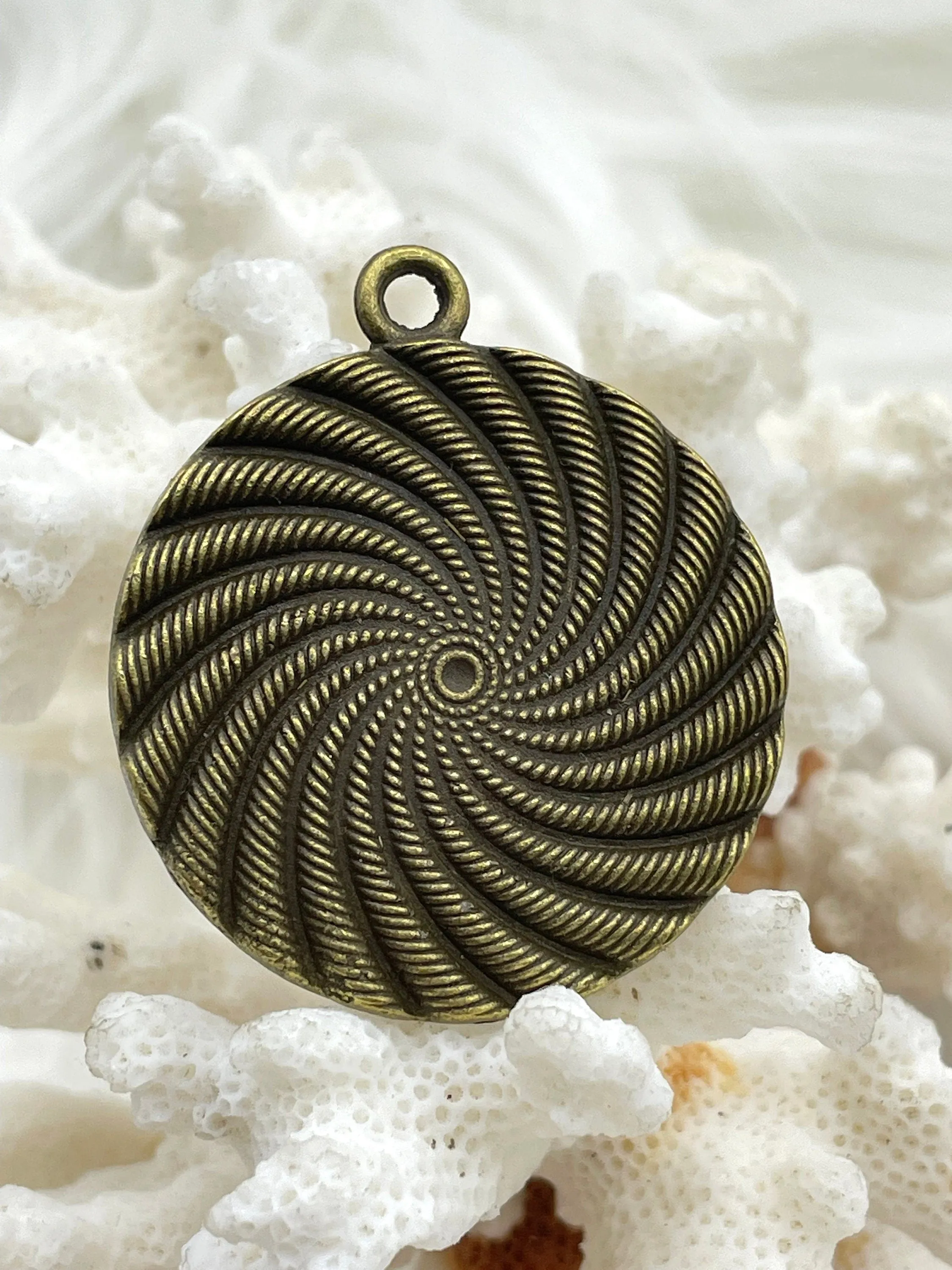 Flat Round Filigree Stamped Metal Pendant Medallion Pendant,  4 styles, 42mm, 39mm, 34mm, 21mm Bronze. Fast Ship