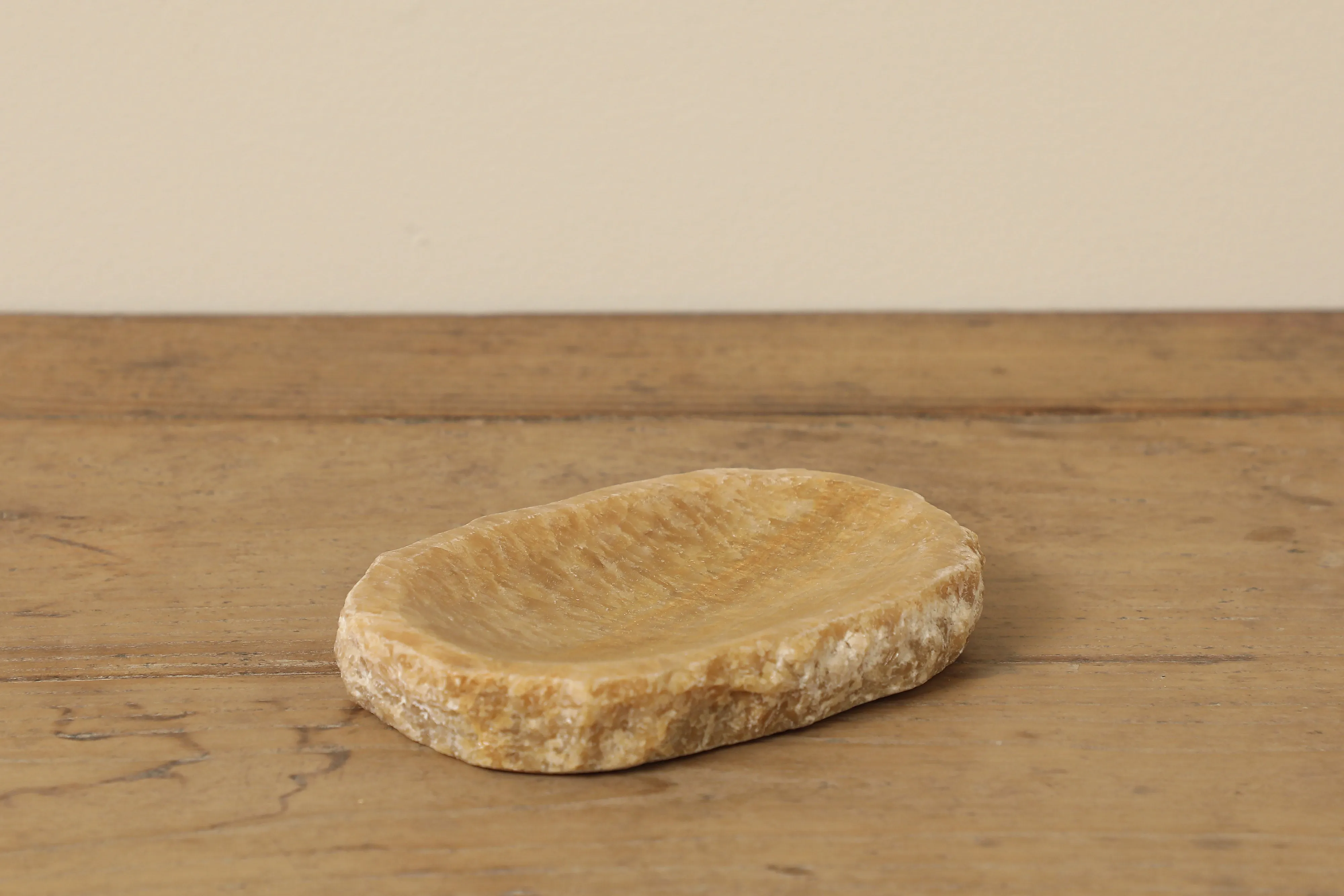 Onyx Soap Dish - Natural Edge