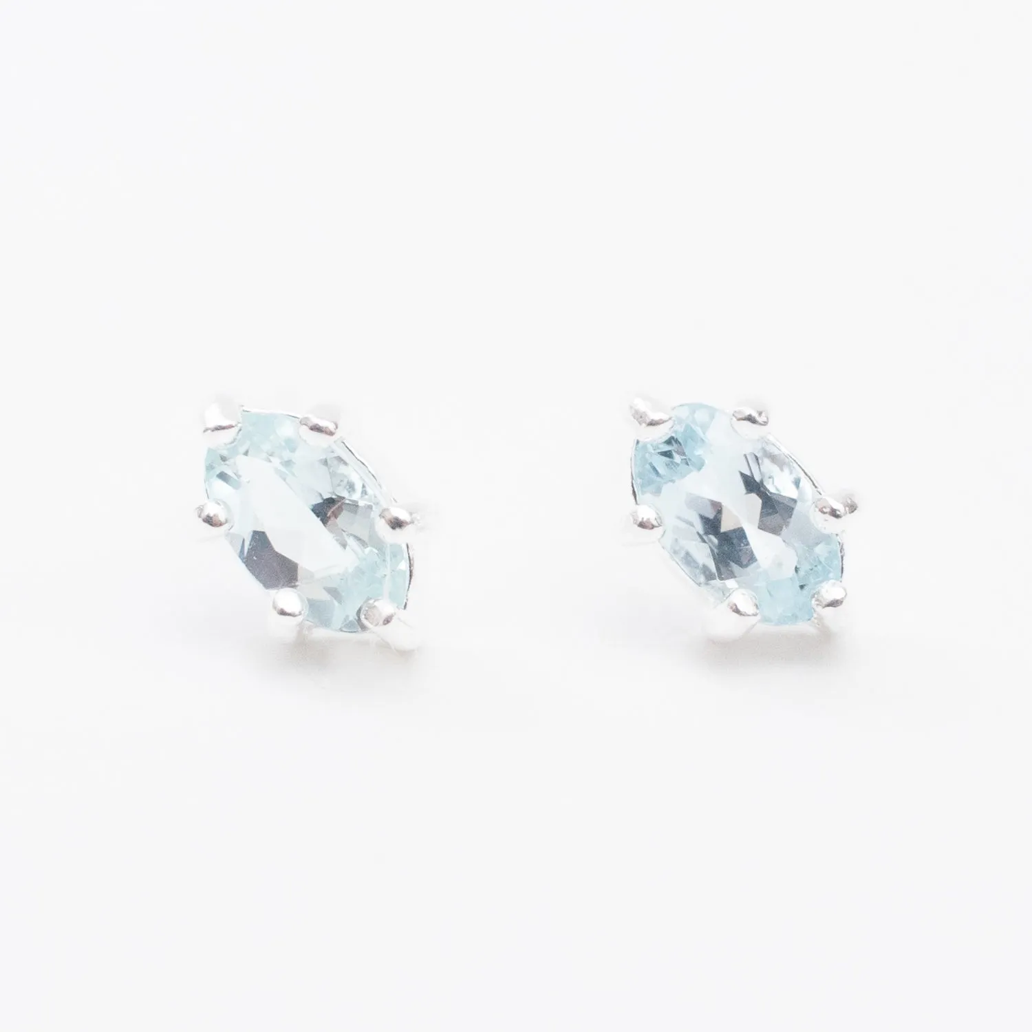 Silver Oval Aquamarine Claw Set Studs