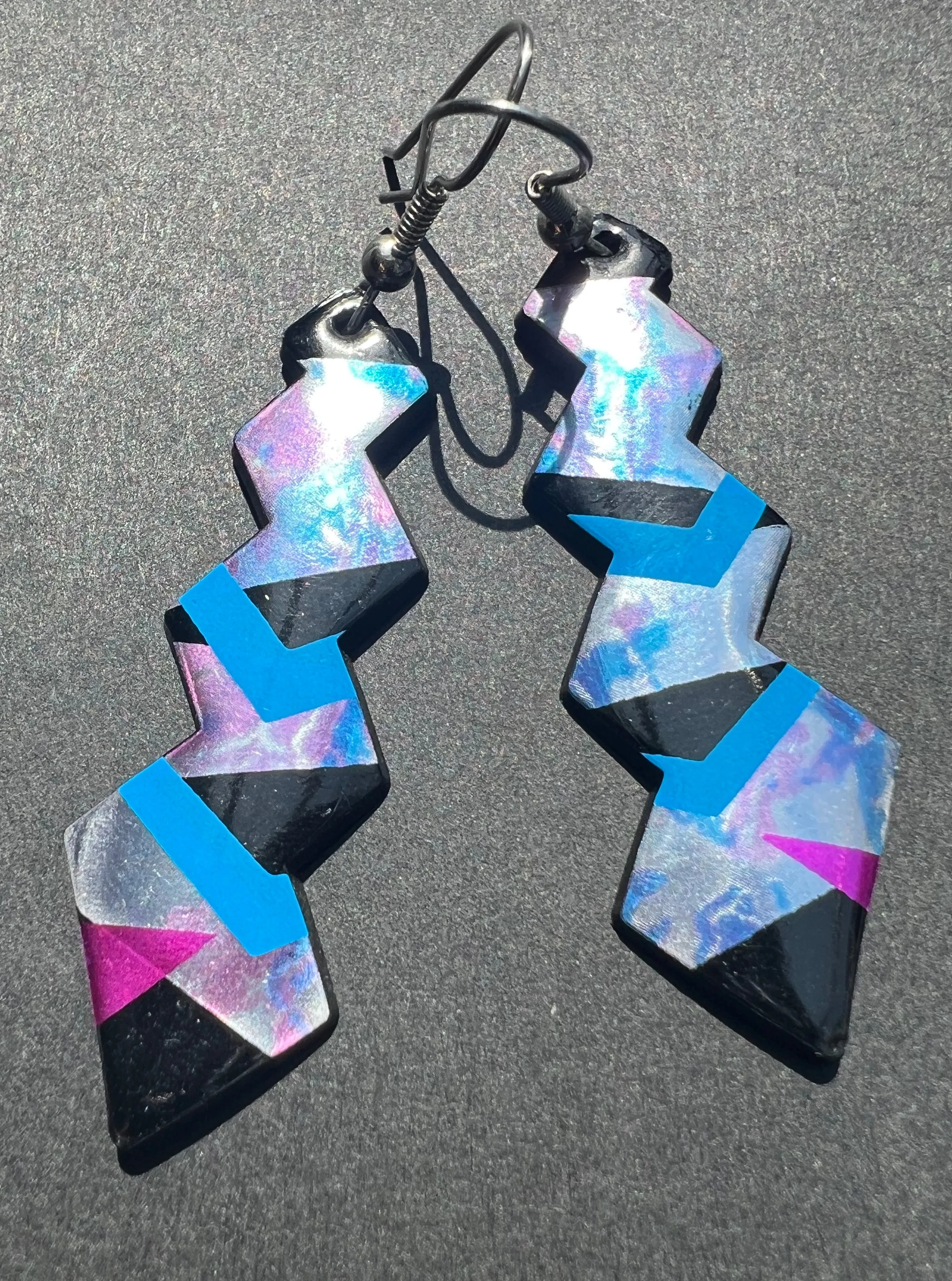 Snazzy ZigZag 1980s Earrings