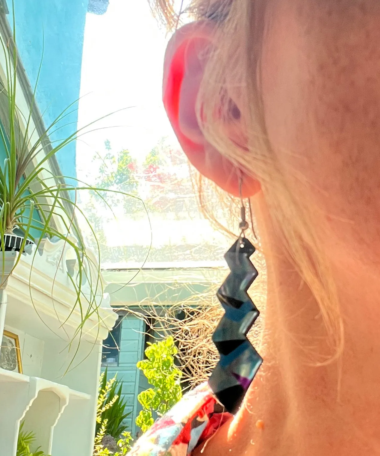 Snazzy ZigZag 1980s Earrings