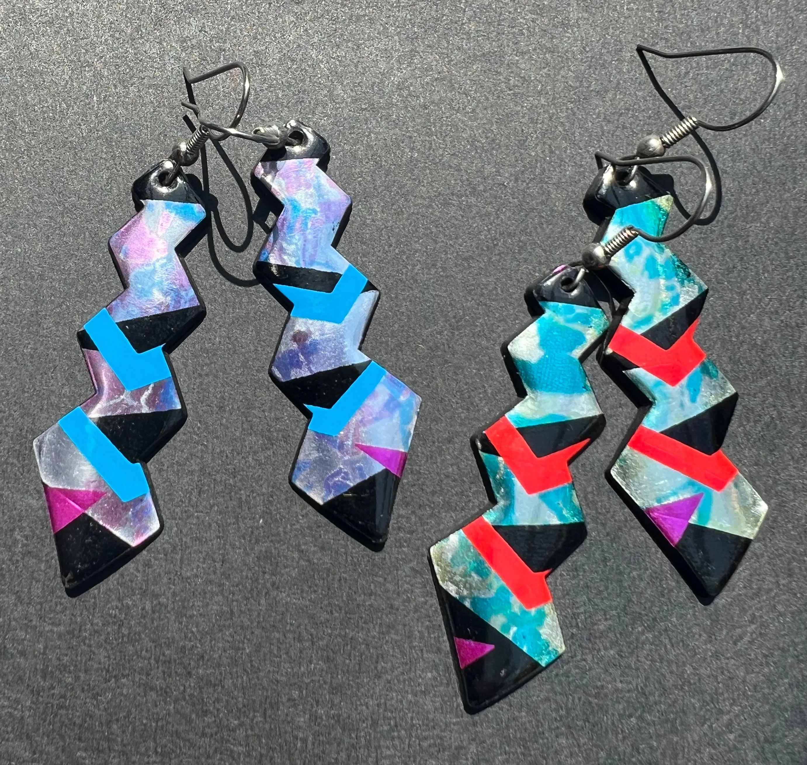 Snazzy ZigZag 1980s Earrings