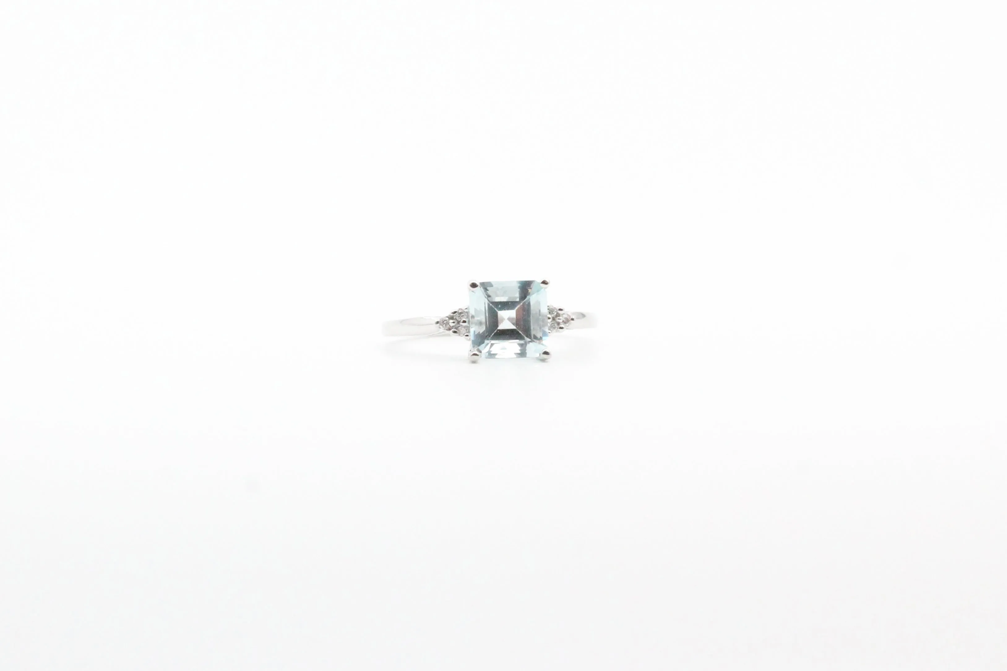 White Gold Aquamarine and Diamond Ring